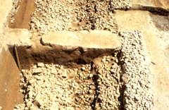 Three-layer stone row and stonework image
