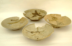 Valuable white porcelain excavated at Naksansa Temple image
