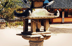 The Stone Lantern of Gwanchoksa Temple image